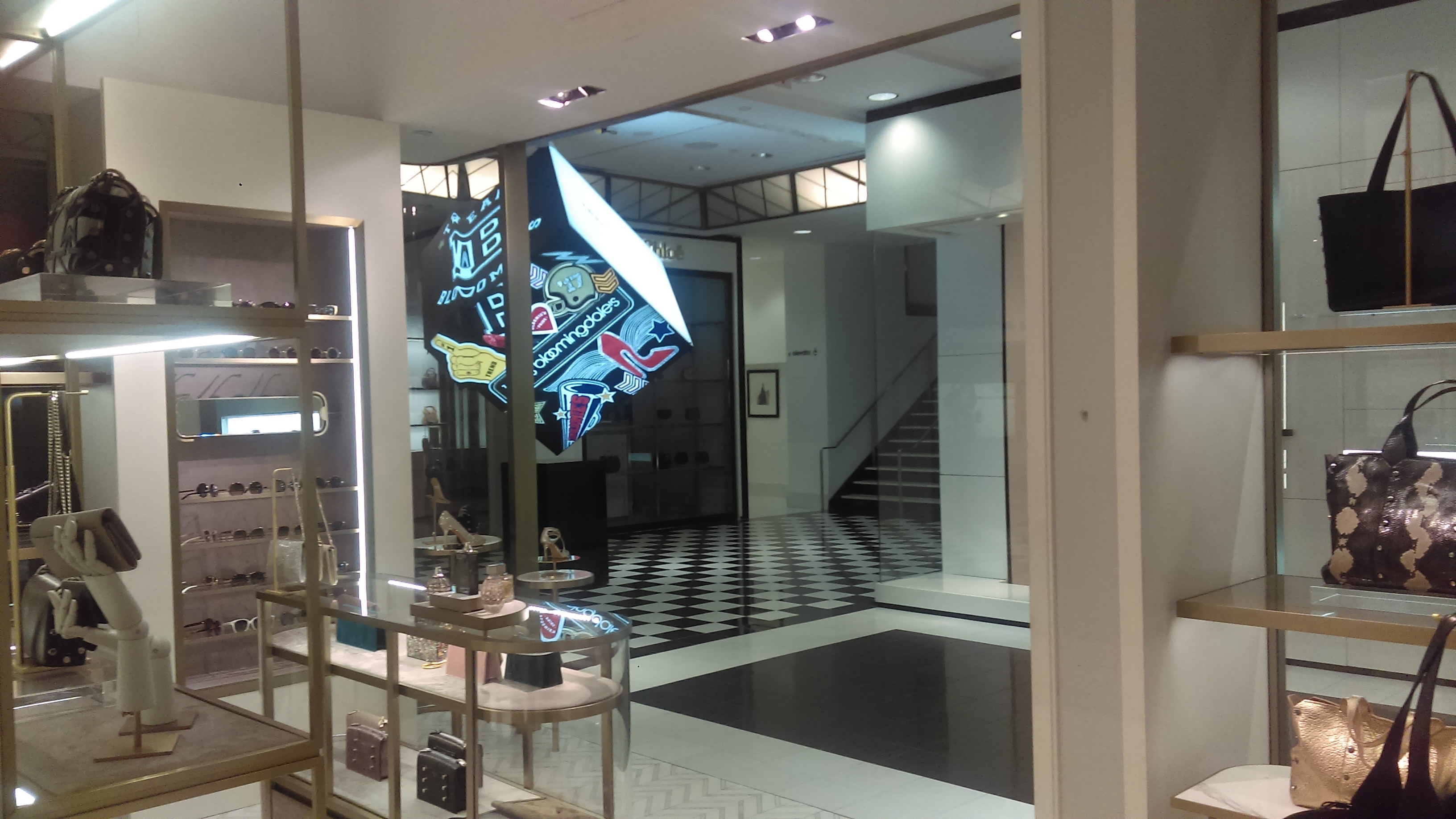 Bloomingdales NYC – 59th Street Flagship Store– Verifone MX925 Refresh Project– Point Of Sale ...
